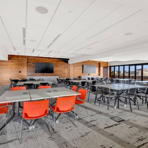 1737 McGee building interior office space