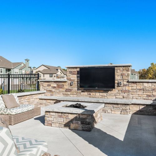Savannah West community outdoor lounge and firepit