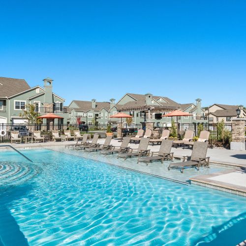 Savannah West community pool and outdoor lounge