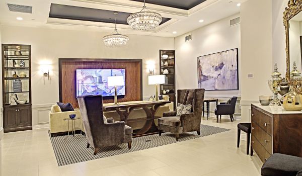 Mission 106 Apartments community lounge