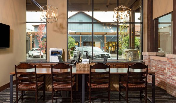 The Village at Aspen Place streetfront cafe