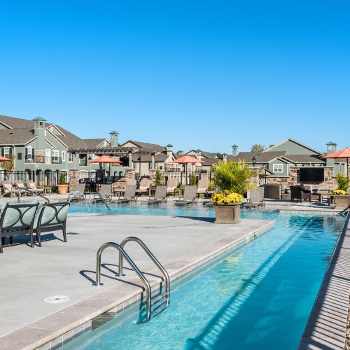 Savannah West community pool and outdoor lounge