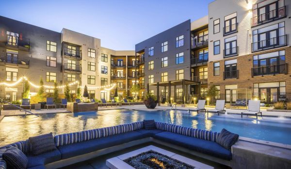 225 Sycamore apartment community pool and outdoor lounge
